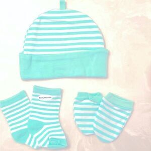 New Oeka-Tex 3-piece‎ Baby Infant Hat, Mittens & Socks Green Stripe 0-3 months